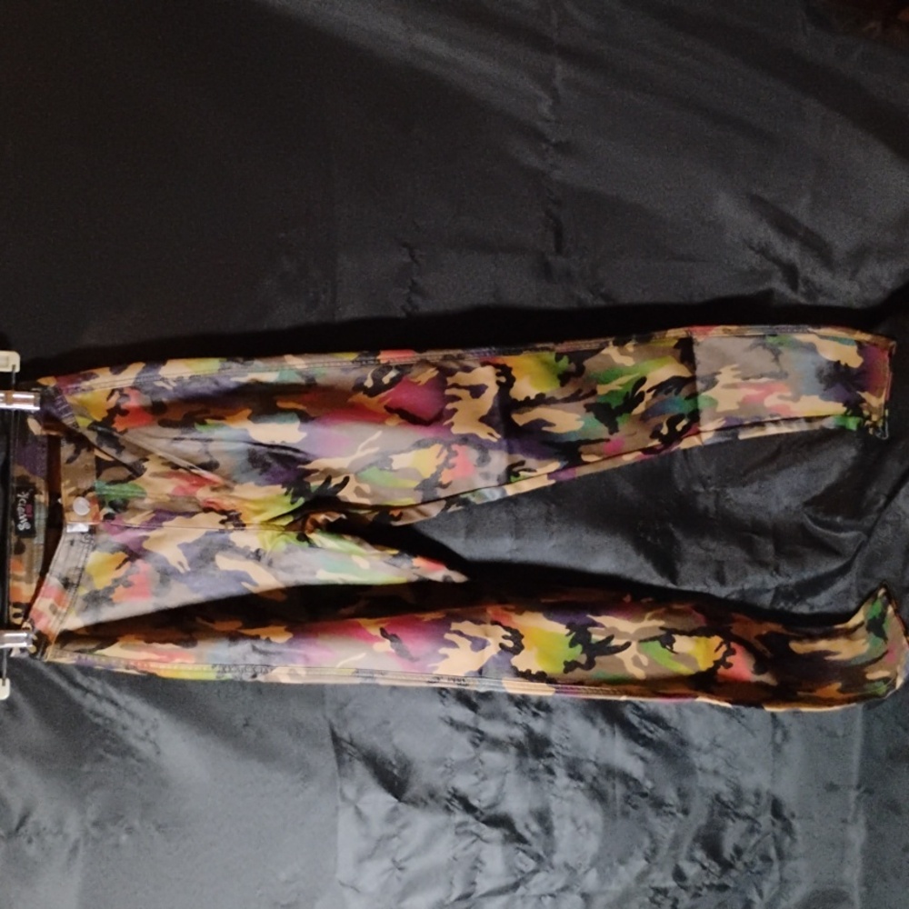 Camo High-Waisted Faux Leather Jeans Sz Sm - Picture 10 of 10
